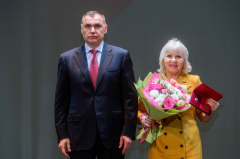 � ����� �� �������� 105-����� ���������� � ���� ��������� ��������