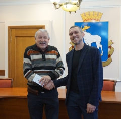 � ������������� ������ ������-��� ���������� ������� � ����������� �������� ������