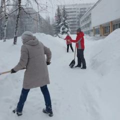 �������� � ������-���